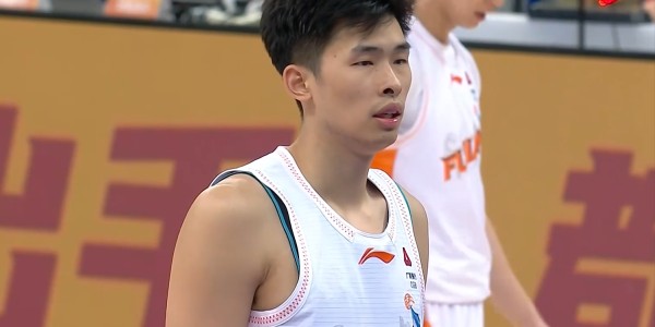 星空体育官方入口-CBA：邹阳空砍23+8，林庭谦20分7中1取胜，本土奇兵23分