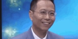 星空体育登录入口-今日趣图：今天请别叫我神秘内切男，我是狼队MVP、右后卫加克波
